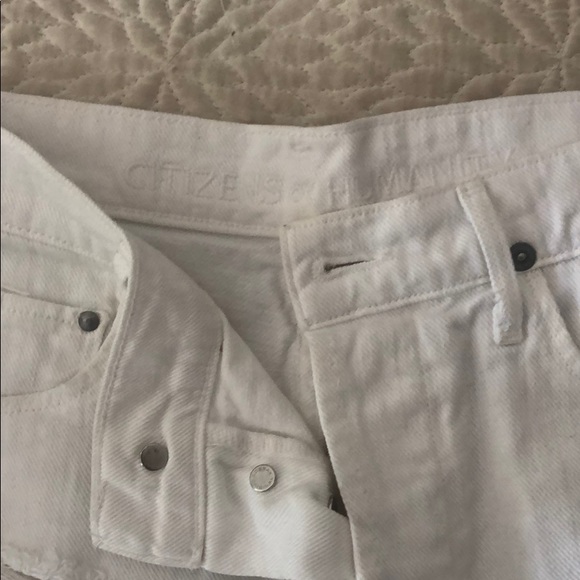 Citizens of Humanity white jean shorts - Picture 2 of 4